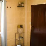 A La Maison Nocleg ze śniadaniem Xagħra