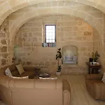 A La Maison