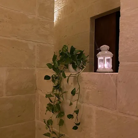 A La Maison * Xaghra