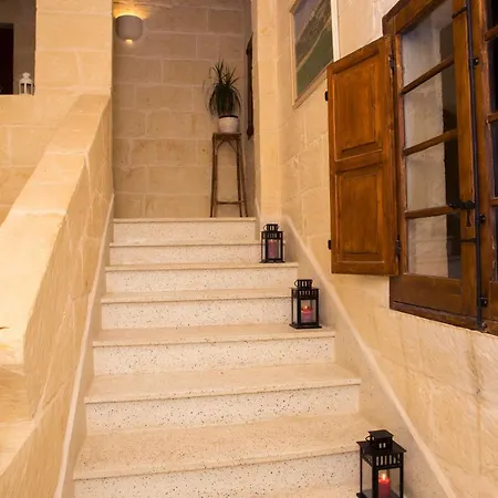 A La Maison 4*