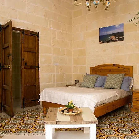 A La Maison Xagħra