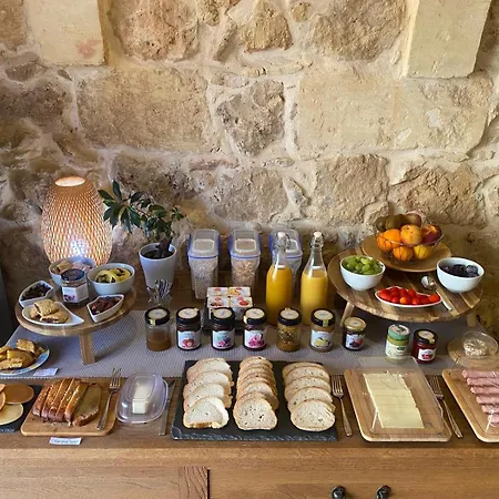 A La Maison *