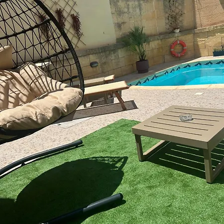 A La Maison فندق مبيت وإفطار